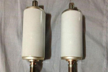 真空開關(guān)管安裝時(shí)必須注意哪幾點(diǎn)?